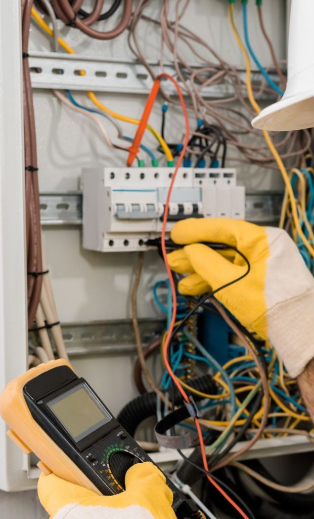 eletricistas em Maringá